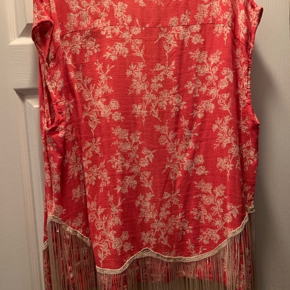 Orange & cream print fringe vest- 1 size fits all - Picture 4 of 4